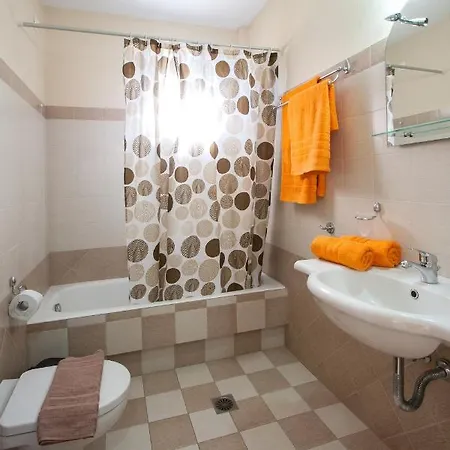 Angela * Василиас