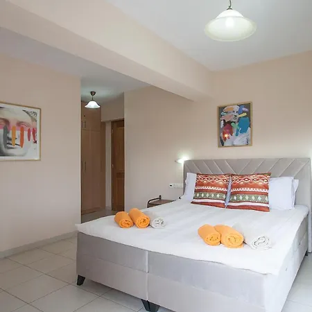 Angela Βασιλιάς