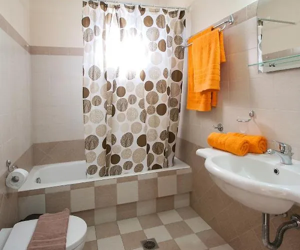 Angela * Vasilias (Skiathos)